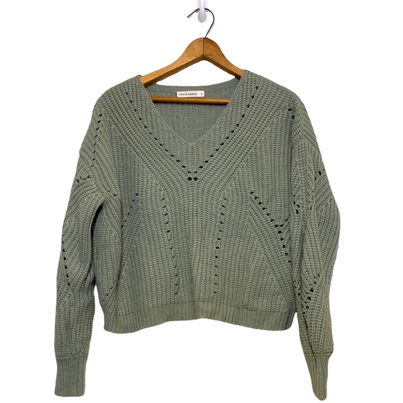 moon & madison Sweaters - Moon & Madison Olive Green Chunky Knitted Crop Sweater Size S In Used Condition